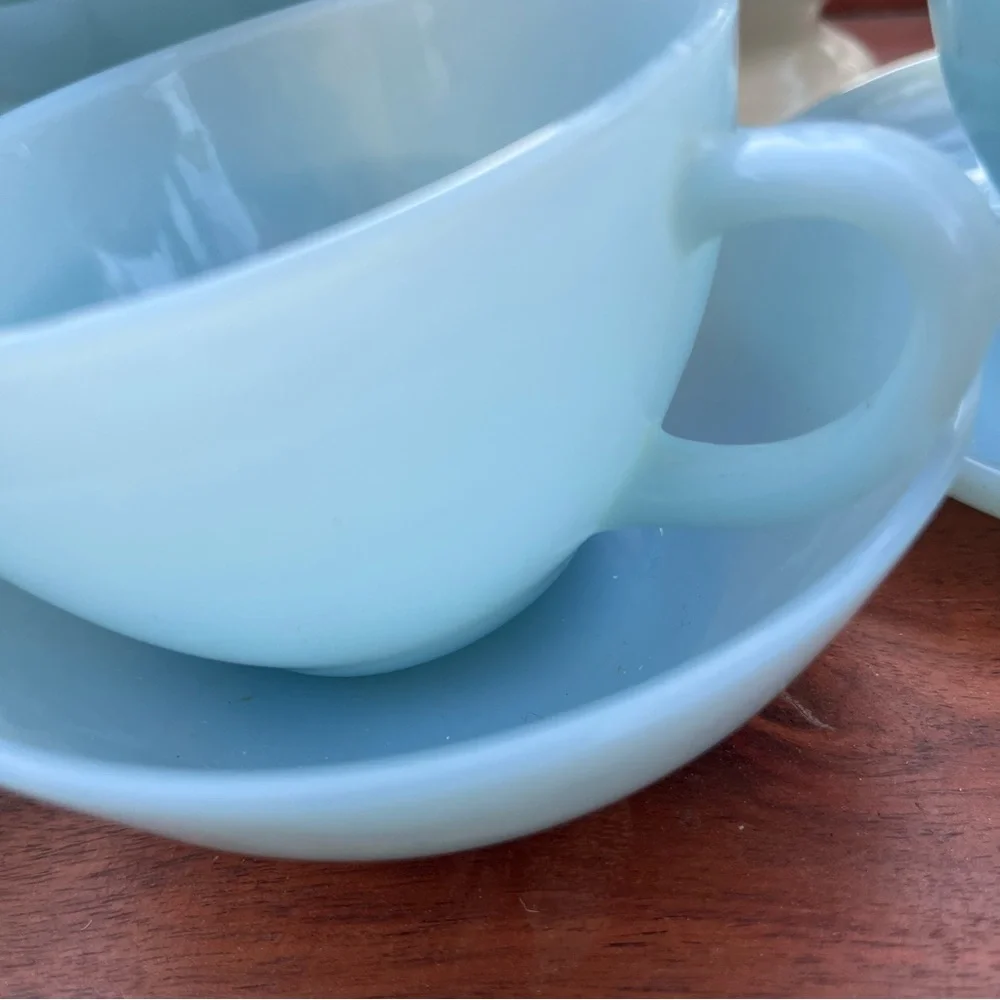 Vintage Blue Fire King Teacup Set with Floral Vase - Picture 4 of 5
